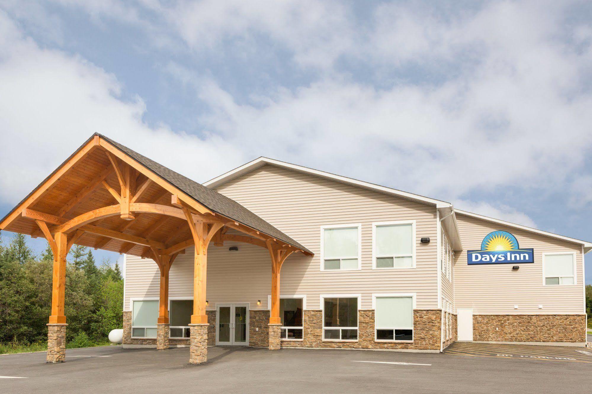 Days Inn By Wyndham Sioux Lookout Exterior photo